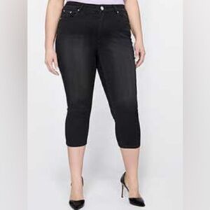 NWT 14 Love & Legend Black Denim Cropped Jeggings